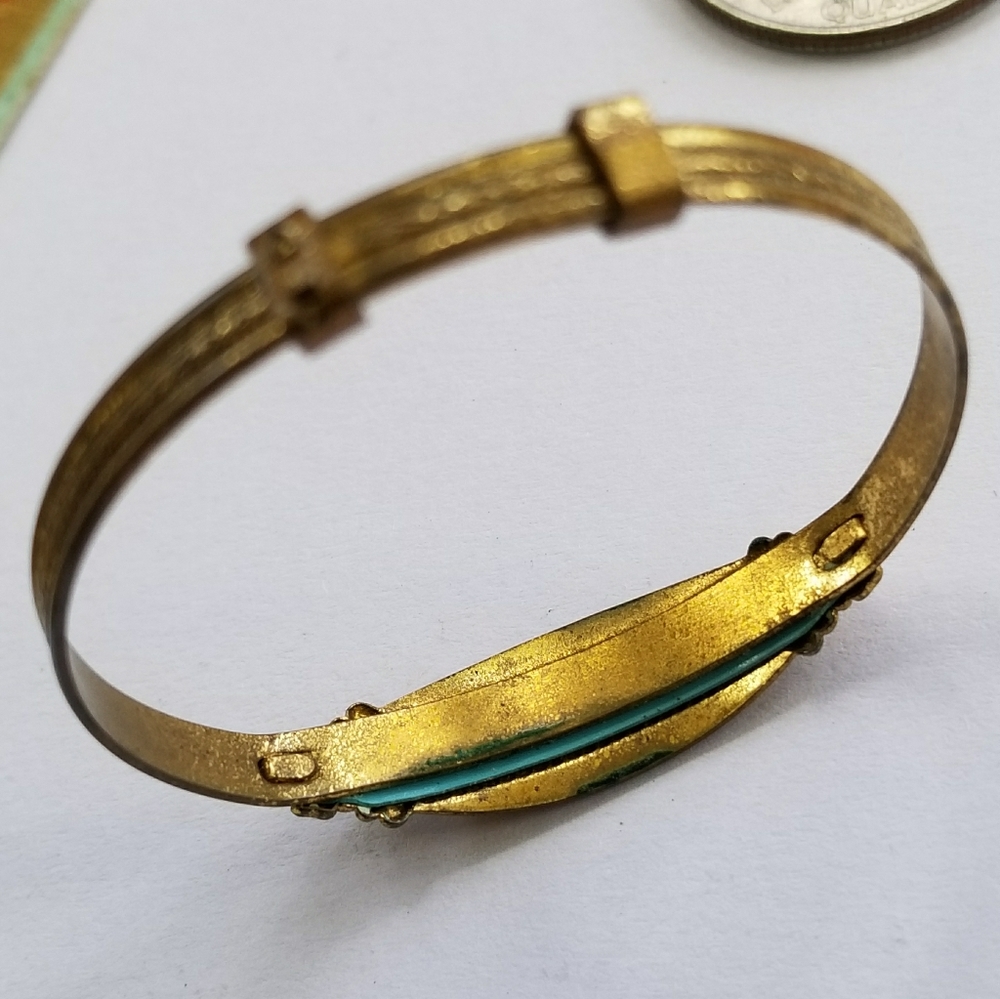 Relisted - Vintage tiny "Baby" bracelet word blue gold tone - Picture 13 of 14